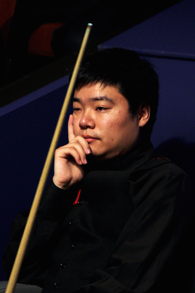 多位来自巴 多位来自巴